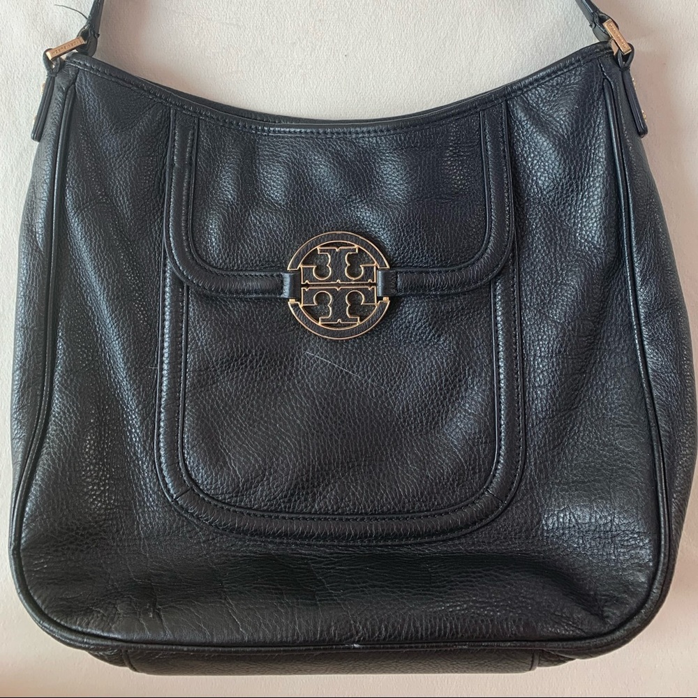 Tory Burch: Black Handbag